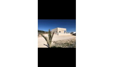 Resale - Villa - Pinoso - Inland