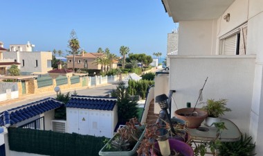 Resale - Apartment / flat - Torrevieja - La veleta