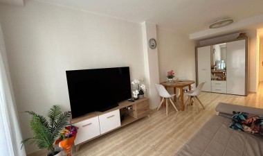 Resale - Apartment / flat - Torrevieja - Playa del Cura