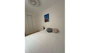 Resale - Apartment / flat - Torrevieja - Playa del Cura