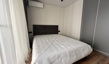 Resale - Apartment / flat - Torrevieja - Estacion De Autobuses