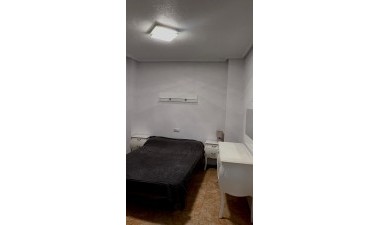 Resale - Apartment / flat - Torrevieja - Centro