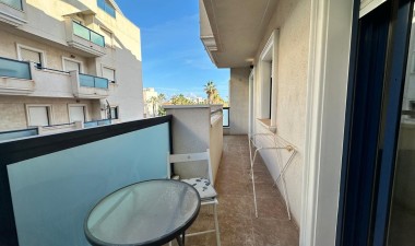 Resale - Apartment / flat - Orihuela Costa - Campoamor