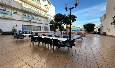 Resale - Apartment / flat - Orihuela Costa - Campoamor