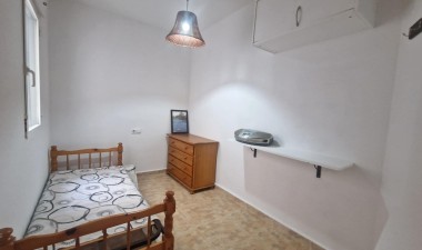 Resale - Apartment / flat - Torrevieja - Acequion