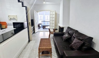 Resale - Apartment / flat - Torrevieja - Playa de los Locos