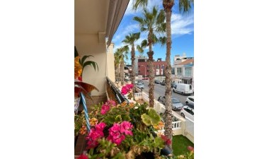 Resale - Bungalow - Orihuela Costa - Playa Flamenca