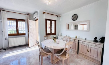 Resale - Villa - La Siesta - Costa Blanca