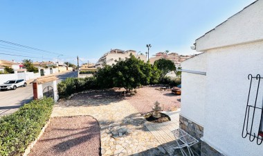 Resale - Villa - La Siesta - Costa Blanca