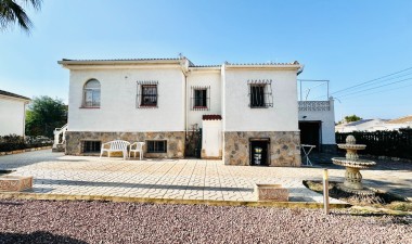 Resale - Villa - La Siesta - Costa Blanca