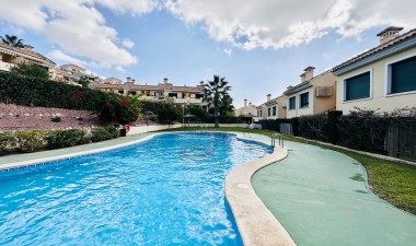 Resale - Bungalow - Orihuela Costa - Villamartín