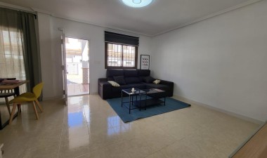 Resale - Villa - San Miguel de Salinas - Cerro del Sol