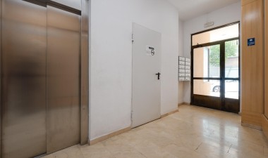 Resale - Apartment / flat - Torrevieja - Playa del Cura