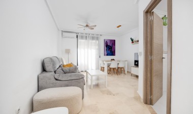 Resale - Apartment / flat - Torrevieja - Playa del Cura