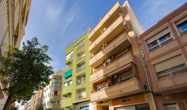 Resale - Apartment / flat - Torrevieja - Playa del Cura