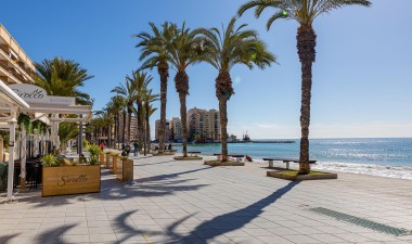 Resale - Apartment / flat - Torrevieja - Playa del Cura