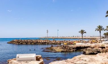 Resale - Apartment / flat - Torrevieja - Playa del Cura