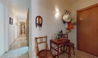 Resale - Apartment / flat - Torrevieja - Playa del Cura