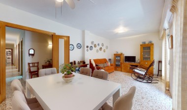 Resale - Apartment / flat - Torrevieja - Playa del Cura