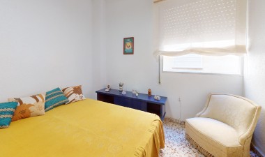 Resale - Apartment / flat - Torrevieja - Playa del Cura