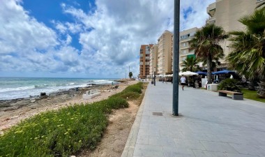 Resale - Apartment / flat - Torrevieja - Playa del Cura