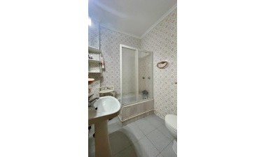 Resale - Apartment / flat - Torrevieja - Playa del Cura