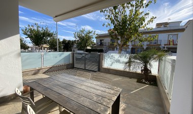 Resale - Bungalow - Pilar de la Horadada - Costa Blanca