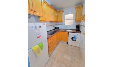 Resale - Apartment / flat - Torrevieja - Centro