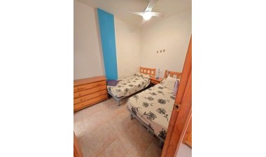 Resale - Apartment / flat - Torrevieja - Centro