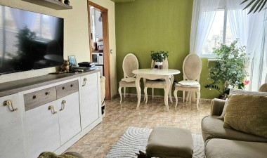 Resale - Apartment / flat - Torrevieja - Parque las naciones