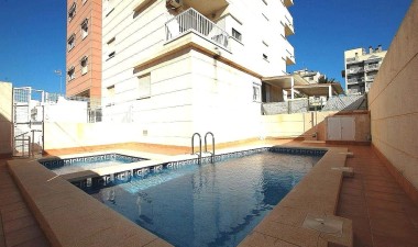 Resale - Apartment / flat - Torrevieja - Parque las naciones