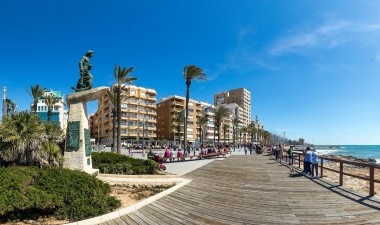 Resale - Apartment / flat - Torrevieja - Parque las naciones