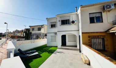 Resale - Town House - La Mata - Costa Blanca