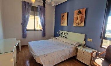 Resale - Bungalow - Torrevieja - Aguas nuevas 1