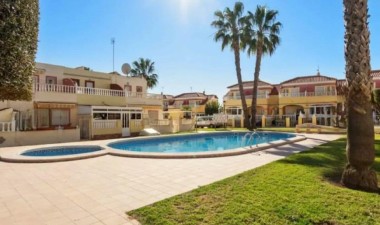 Resale - Bungalow - Orihuela Costa - Lomas de Cabo Roig