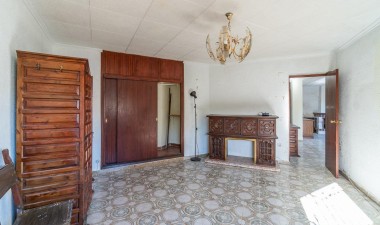 Resale - Villa - Orihuela Costa - Punta Prima