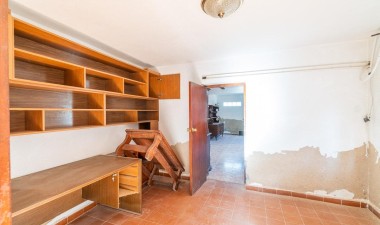 Resale - Villa - Orihuela Costa - Punta Prima