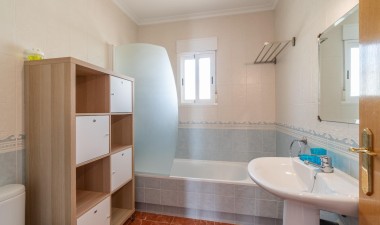 Resale - Bungalow - Orihuela Costa - Los Dolses