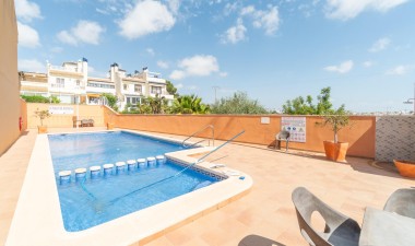 Resale - Bungalow - Orihuela Costa - Los Dolses