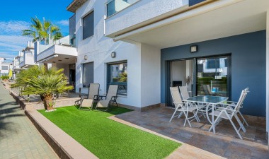 Resale - Apartment / flat - Pilar de la Horadada - Costa Blanca