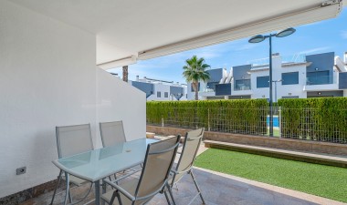 Resale - Apartment / flat - Pilar de la Horadada - Costa Blanca