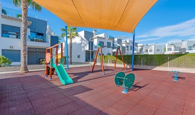 Resale - Apartment / flat - Pilar de la Horadada - Costa Blanca