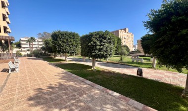 Resale - Apartment / flat - Orihuela Costa - La Zenia