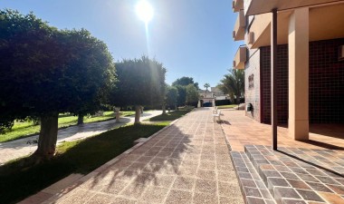 Resale - Apartment / flat - Orihuela Costa - La Zenia