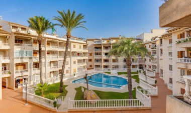 Resale - Apartment / flat - Torrevieja - Playa de los Locos