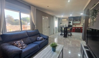 Resale - Villa - Torrevieja - San Luis