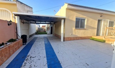 Resale - Villa - Torrevieja - San Luis