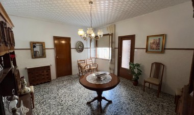 Resale - Town House - Dolores - Centro