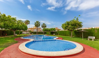 Resale - Bungalow - Torrevieja - Costa Blanca