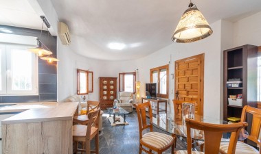 Resale - Villa - Orihuela Costa - La Florida